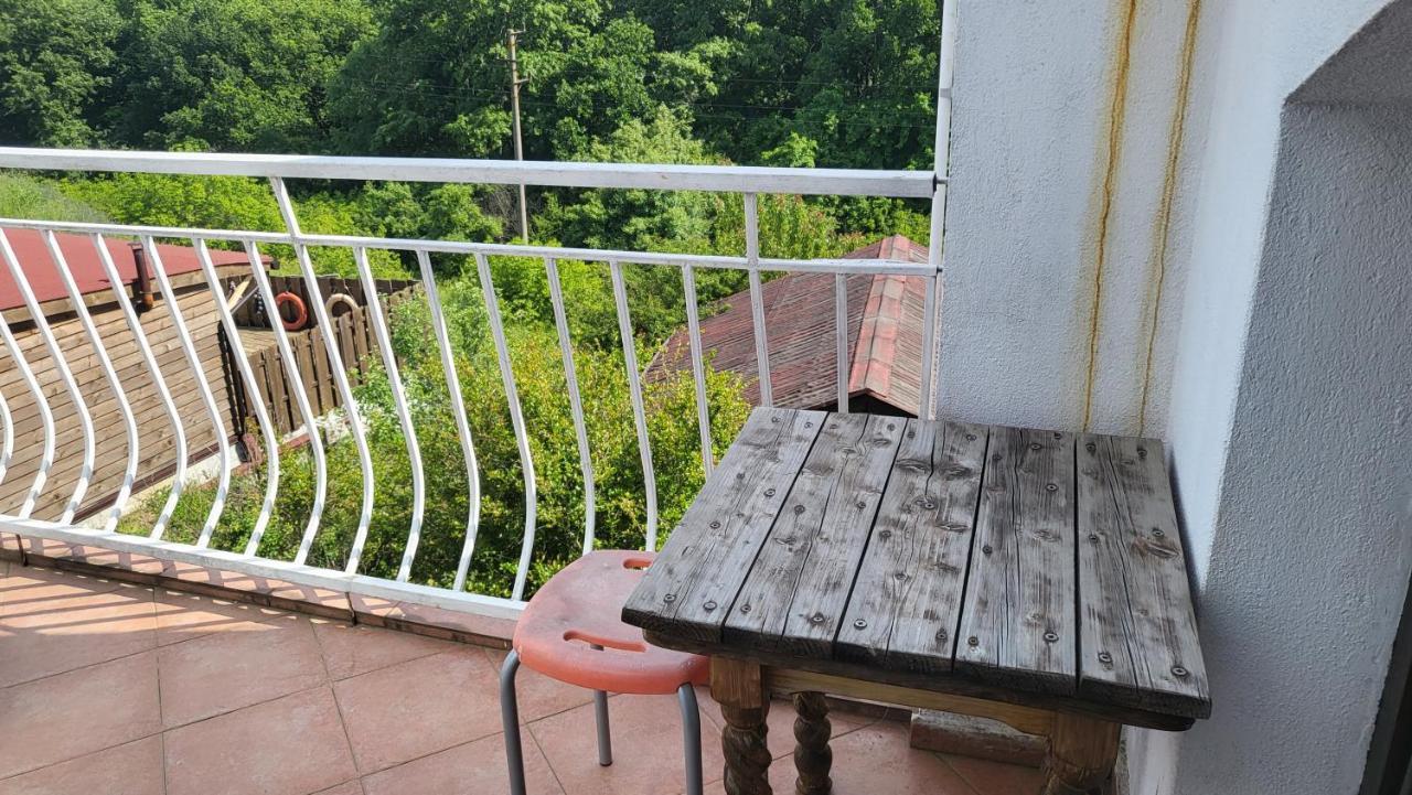 Guest House Fanny Sinemoretz Exterior photo