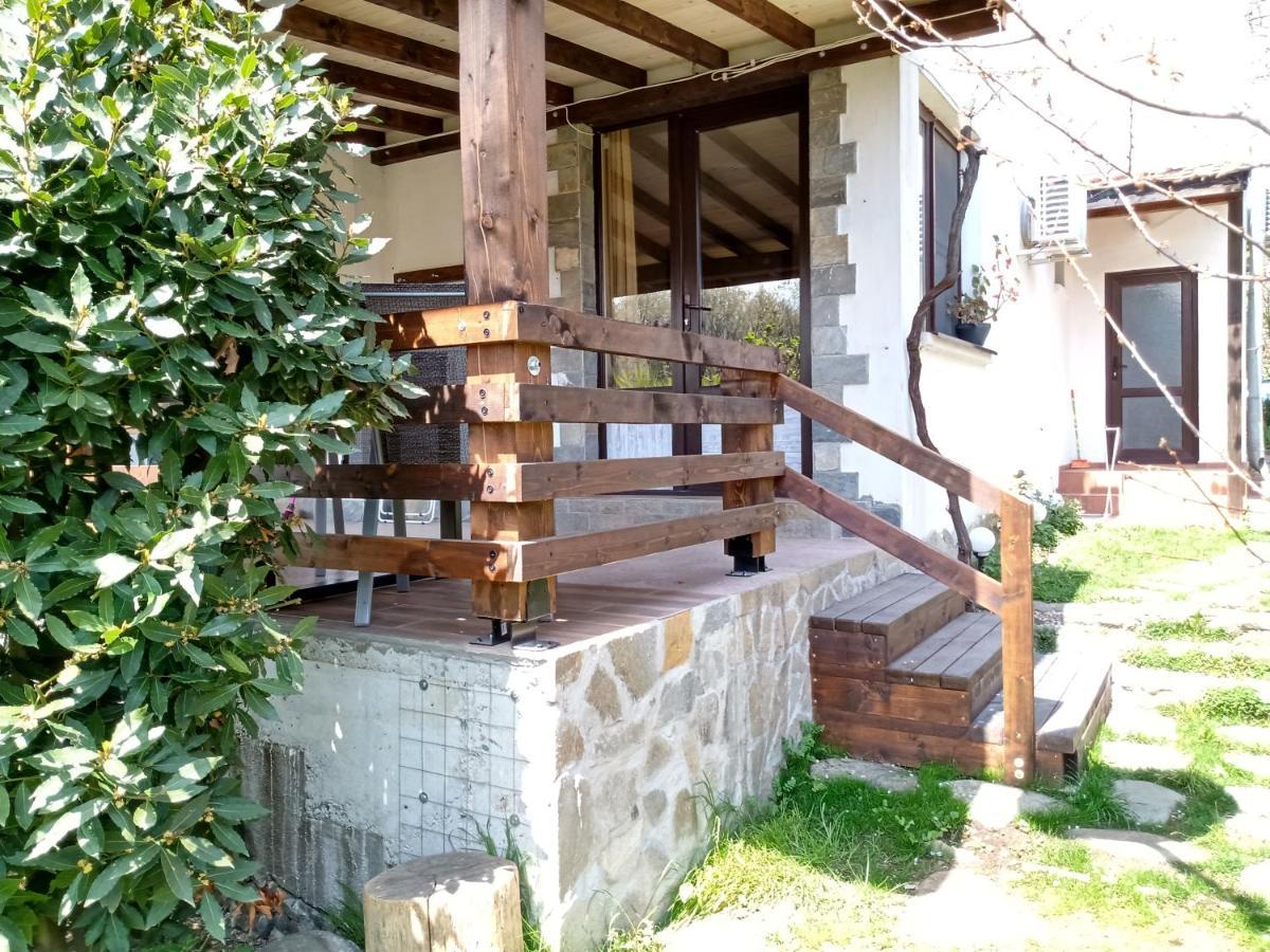 Guest House Fanny Sinemoretz Exterior photo